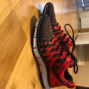Nike fingertrap trainers